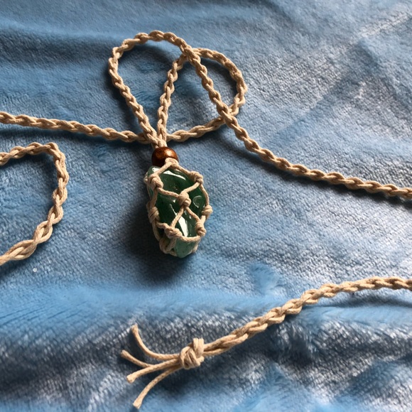 New green strawberry Quartz hand made necklace exchangeable stones! - Picture 4 of 17